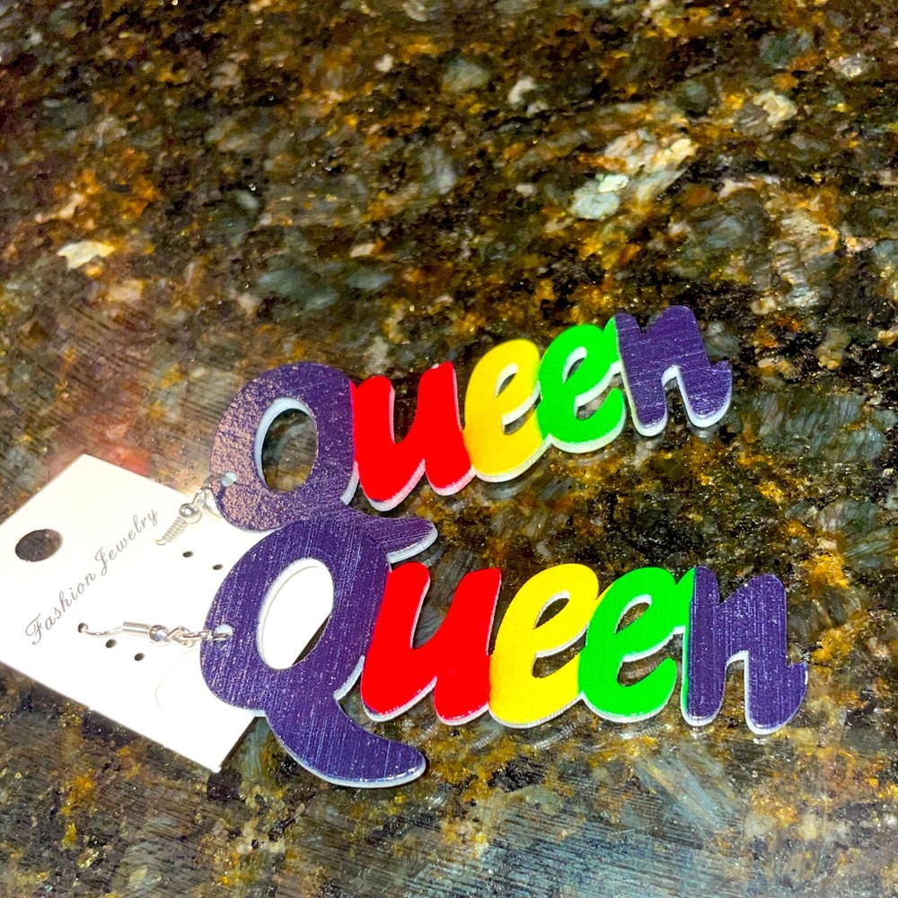 Queen rasta colors drop wooden Earrings Afrocentric jewelry new